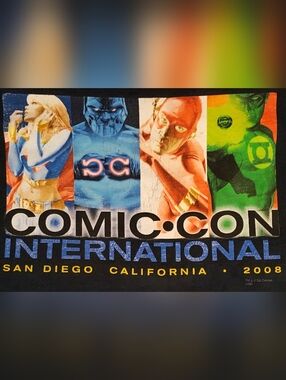 2008 Comic Con Graphic Tee - DC Comics - SDCC - Size XL